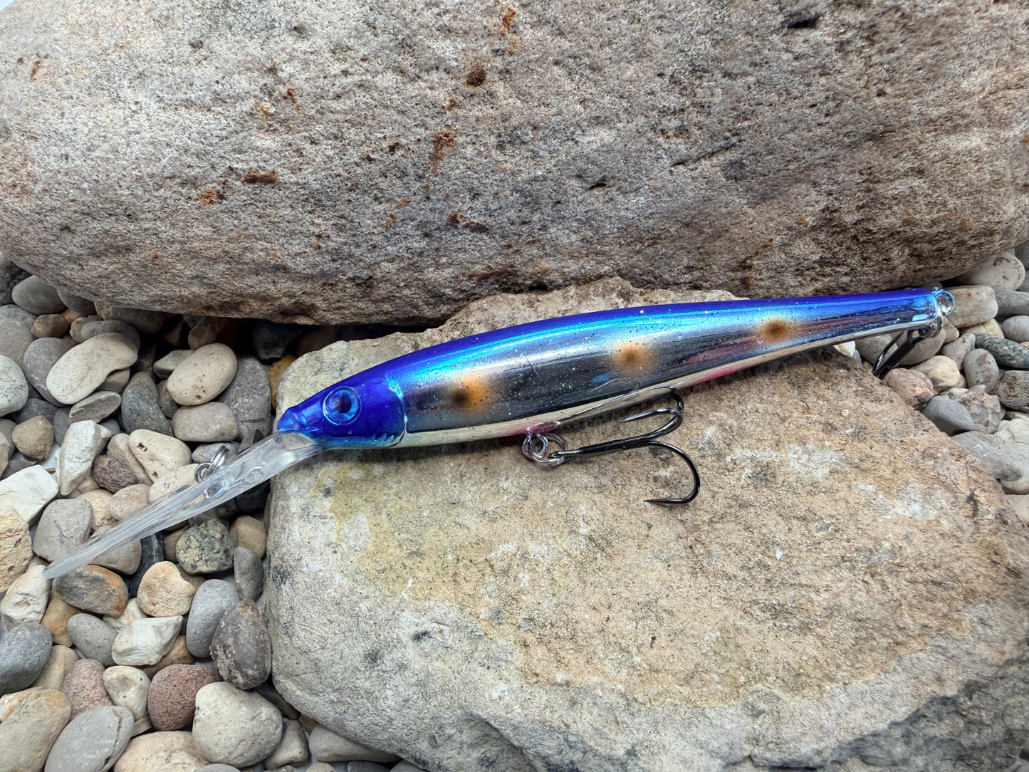 Chrome Blue Hot Dot Berkley Flicker Minnow 11